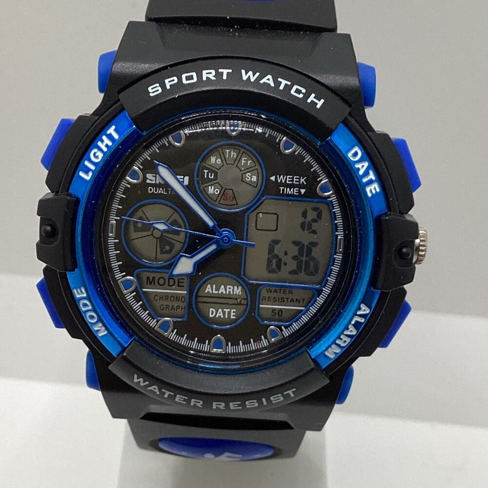 Skmei Mens Digital Black Blue Sports Watch With New Battery!